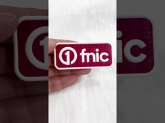 Logotipo de transferência de calor TPU de alta frequência personalizado Qualquer forma Material TPU 3D para roupas Uniforme de sapatos