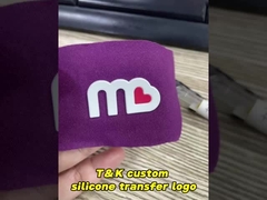 Tamanho personalizável Transferência de calor de silicone Mão 3D silicone Patch Lava-se silicone Patch para vestuário