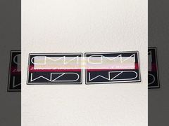 Etiquetas de roupa em serigrafia de silicone durável Etiquetas de roupa em serigrafia com tinta vibrante