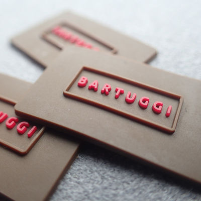 Washable 3D logo Custom Rubber Tags For Garment