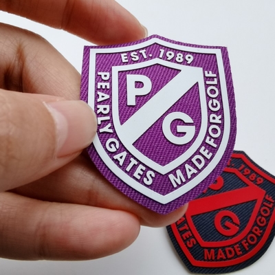 A impressão do silicone veste o projeto principal da etiqueta, etiquetas do vestuário da roupa da marca