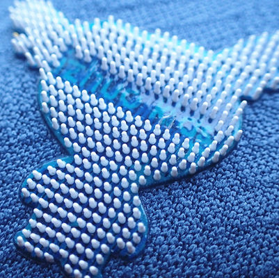 etiquetas Eco-amigáveis do vestuário da transferência térmica do ponto do silicone