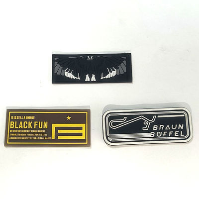 crachás do remendo de 3D Logo Embossed Motif Rubber Silicone para costurar a roupa