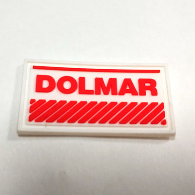 O Pvc macio feito sob encomenda do Hangtag 3D da roupa do tipo remenda para chapéus dos sacos das sapatas